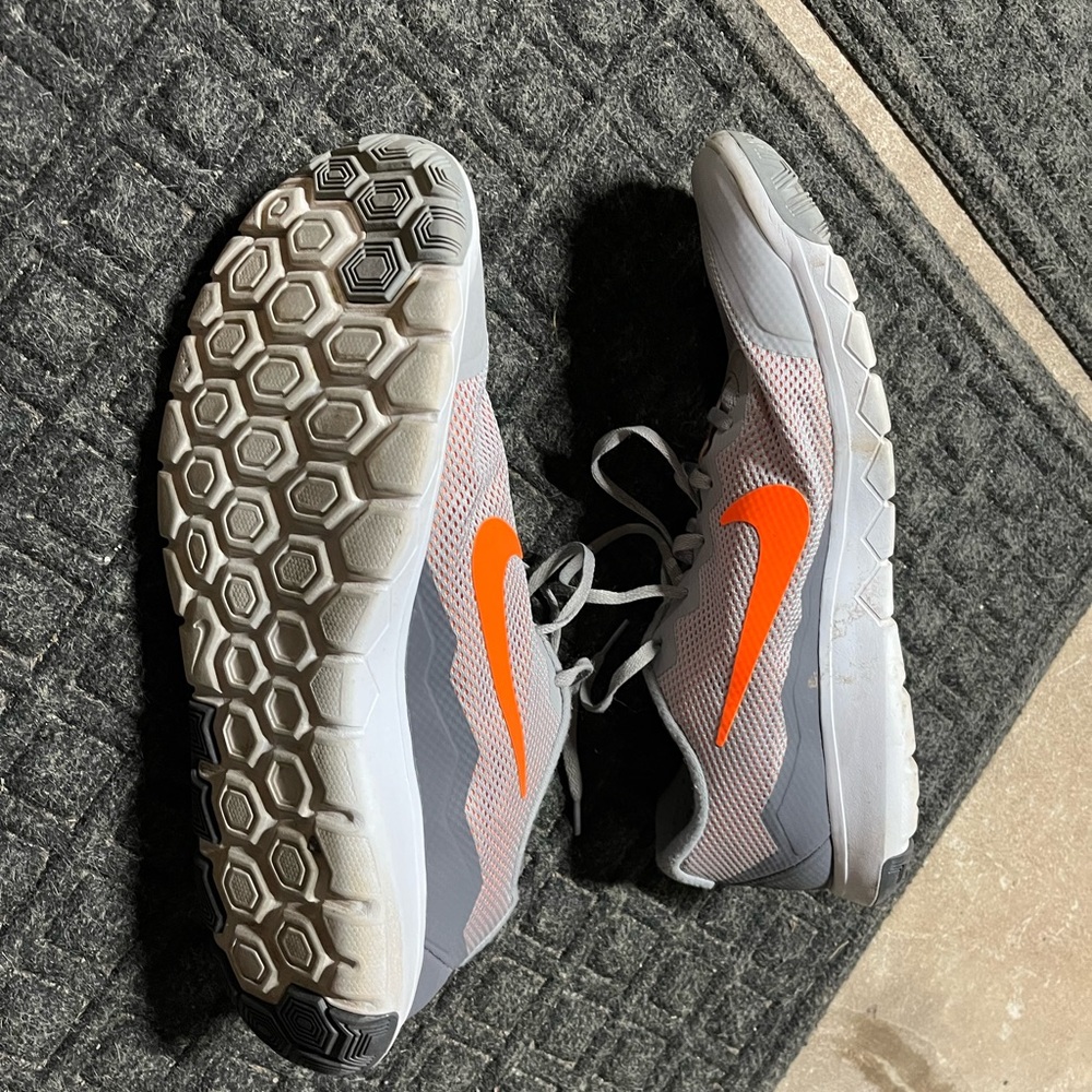 Size 13 Nike running shoes
